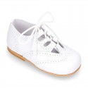Classic little english style kids shoes in SOFT NAPPA leather.