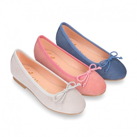 Classic colors Suede leather girl ballet flats with adjustable ribbon.