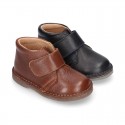 Nappa leather kids Safari boots laceless.