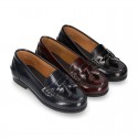 Classic school GIRL Moccasin shoes with tassels in Antik leather.