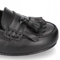 Classic school GIRL Moccasin shoes with tassels and fringed design in Nappa leather.