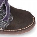 Girl GLITTER and suede leather safari boots with velvet ties closure.