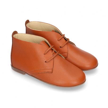 Cowhide color Nappa leather ankle boot shoes with thinner shape with shoelaces.