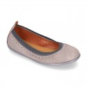 SHINY Suede leather ballet flat shoes with elastic band and perforated design.