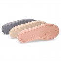 SHINY Suede leather ballet flat shoes with elastic band and perforated design.