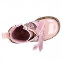 ROCK style patent leather kids boots with GLITTER and velvet ties closure.
