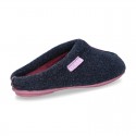 Wool effect Home shoes with clog design and color stitchings for autumn winter.