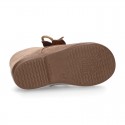 LEAF design Booties with shoelaces closure in suede leather for kids.