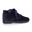 ENGLISH style design Booties with lace shoelaces in suede leather for kids.