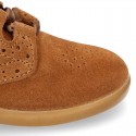 ENGLISH style design Booties with lace shoelaces in suede leather for kids.