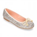 Classic GLITTER girl ballet flats with elastic contour and ribbon.