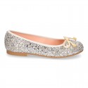 Classic GLITTER girl ballet flats with elastic contour and ribbon.