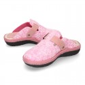 Wool effect OKAA CLOG Home shoes with snowflakes design.