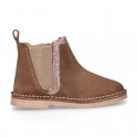 Suede leather kids ankle boot shoes with SHINY contour elastic band and zipper closure.