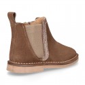 Suede leather kids ankle boot shoes with SHINY contour elastic band and zipper closure.