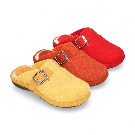 Color Wool effect OKAA CLOG Home shoes with buckle design.