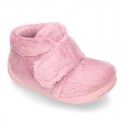 Little kids wool cotton home booties laceless with reinforced toe cap and counter.