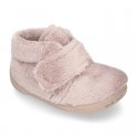 Little kids wool cotton home booties laceless with reinforced toe cap and counter.