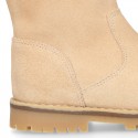 COUNTRYSIDE Suede leather ankle boots with zipper closure.