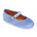 Velvet stylized Girl Mary Jane shoes with buckle fastening.