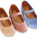 Velvet stylized Girl Mary Jane shoes with buckle fastening.