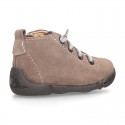 Suede leather Kids SPORT ankle boots with elastic laces and toe cap.