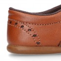 Laces up Oxford kids shoes with fringed tongue in TAN leather.