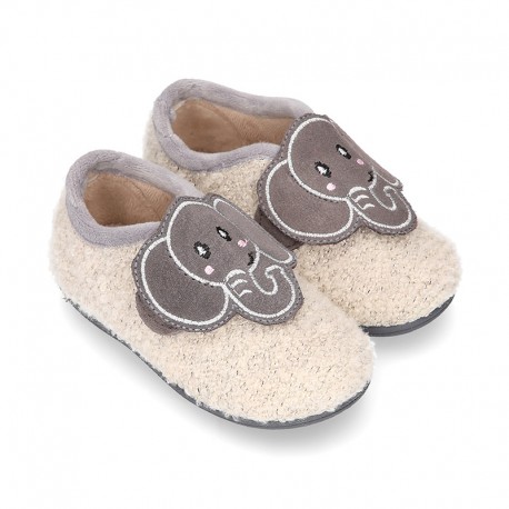 Wool knit ELEPHANT design home shoes laceless.