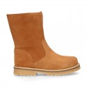 COUNTRYSIDE Suede leather ankle boots in Tan color.