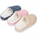 STARS print design corduroy home shoes with opened shape.