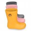 SOLID COLORS Rain boots with side buckle design for kids.