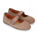 Girl Mary Jane shoes in suede leather with hook and loop strap and BUTTON fastening.