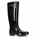 Knee high rain boots in plain colors with glossy finish, in large sizes.