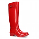 Knee high rain boots in plain colors with glossy finish, in large sizes.