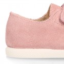 Kids suede leather Tennis type shoes laceless and with toe cap in PINK color.