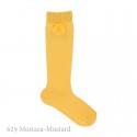 CHILDREN´S CLASSIC KNEE-HIGH SOCKS WITH FAUX FUR POMPIM BY CONDOR.