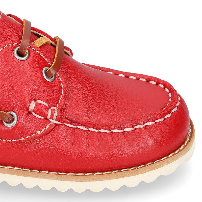 Classic kids leather Boat shoes with shoelaces and spring summer soles ...