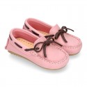 Nobuck leather Moccasin shoes with contraste bows for little kids.