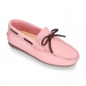 Nobuck leather Kids Moccasin shoes with contraste bows.