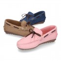 Nobuck leather Kids Moccasin shoes with contraste bows.