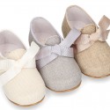 CEREMONY LINEN Laces up shoes for little kids.