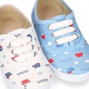 Cotton canvas Bamba type shoes with shoelaces and BOATS design.