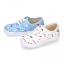 Cotton canvas Bamba type shoes with shoelaces and BOATS design.