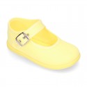 Cotton Canvas Merceditas or little Mary Jane shoes with buckle fastening for little girls.