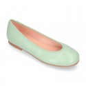 SOFT Nappa leather girl ballet flats with elastic band.