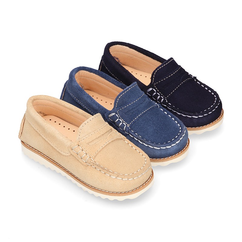 Classic kids suede leather Moccasin shoes detail mask and spring summer soles. D246 | OkaaSpain