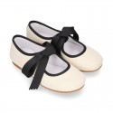 Little Angel style girl ballet flat shoes in LINEN with ties closure in contrast.