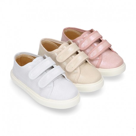 METAL Canvas Girl Sneaker laceless in pastel colors.