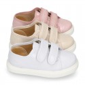 METAL Canvas Girl Sneaker laceless in pastel colors.