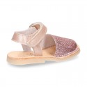 Shiny soft leather kids menorquina sandals with hook and loop strap.